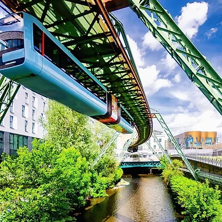 Wu01 - 75m2 - Single Beds - Comfortable - *