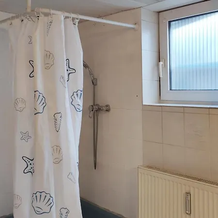 Apartment Wu01 - 75m2 - Single Beds - Comfortable - Wuppertal