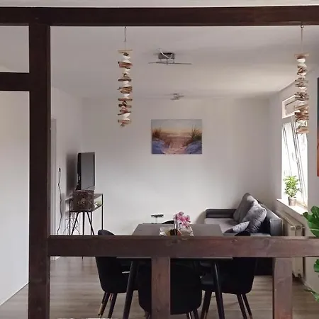 Wu01 - 75m2 - Single Beds - Comfortable -